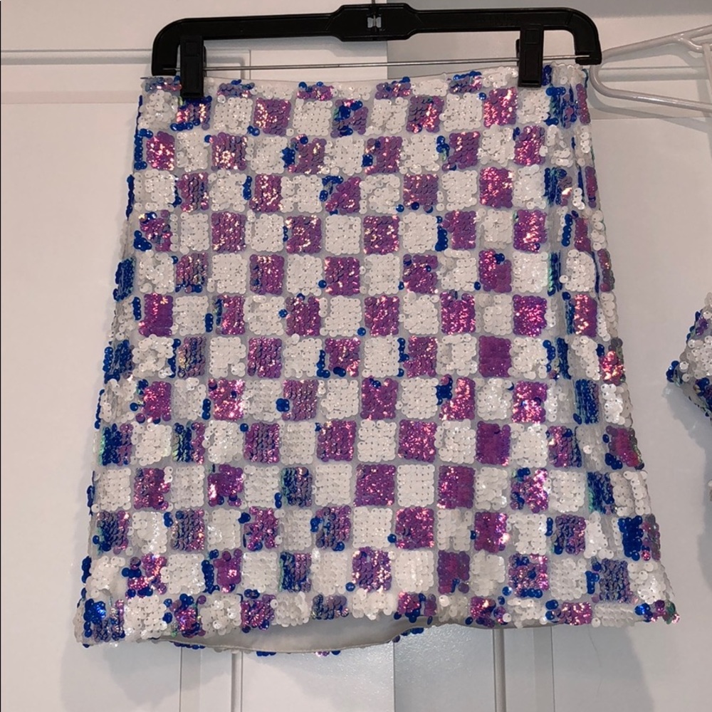 Skirt and top set